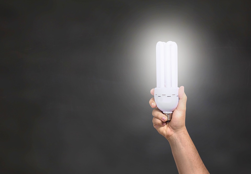 lamp-2663053_960_720